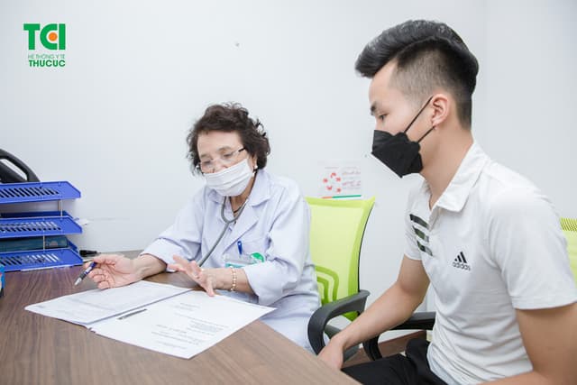 Khám sức khoẻ công ty TNHH Le Mont Ba Vì