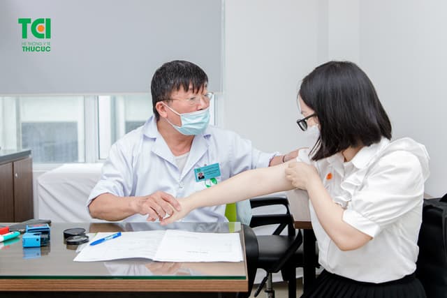 Khám sức khoẻ công ty CP Giáo dục Alpha