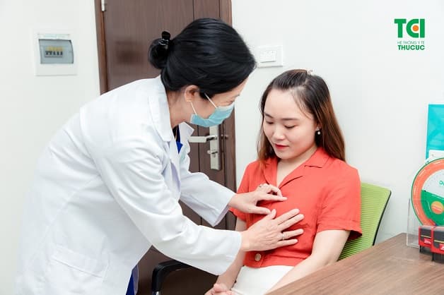 phát hiện ung thư vú sớm