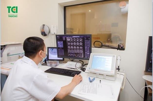 đột quỵ từ cơn đau đầu vận mạch xử trí thế nào