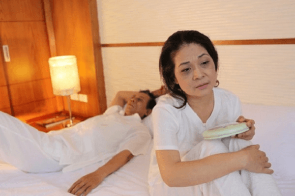 Mất ngủ liên tục khiến người bệnh mệt mỏi, căng thẳng