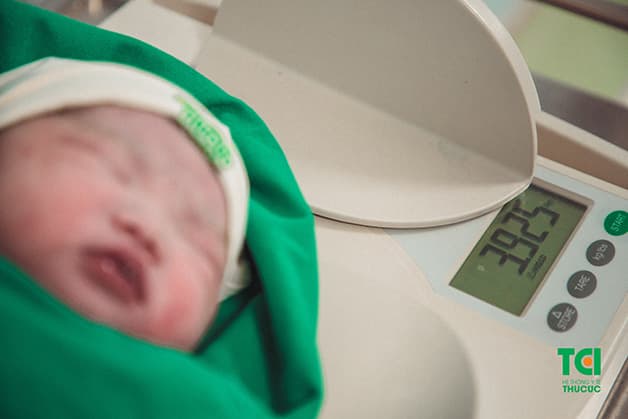 Thai to, mổ đẻ là cần thiết để bé có thể chào đời an toàn