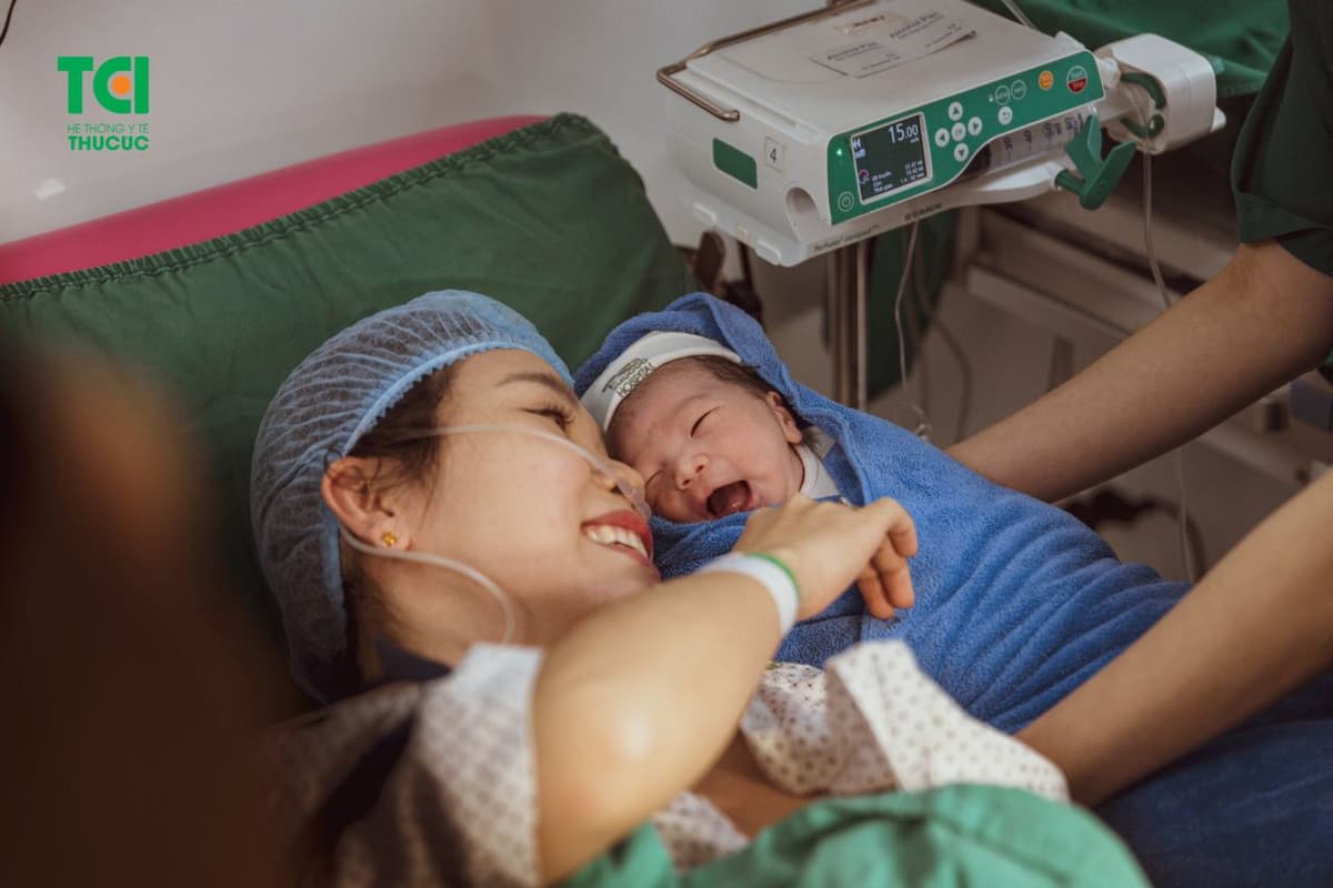 Đẻ nhẹ nhàng nhờ phương pháp tiêm giảm đau ngoài màng cứng