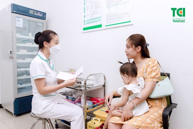 Trẻ đủ 1 tuổi trở lên cần được tiêm vắc xin sởi quai bị rubella