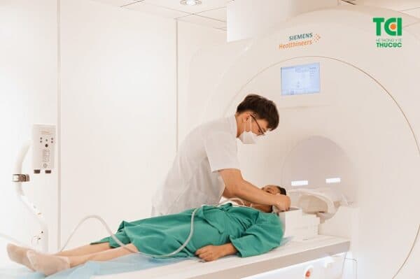 Sỏi mật là một trong những nguyên nhân viêm tụy cấp phổ biến