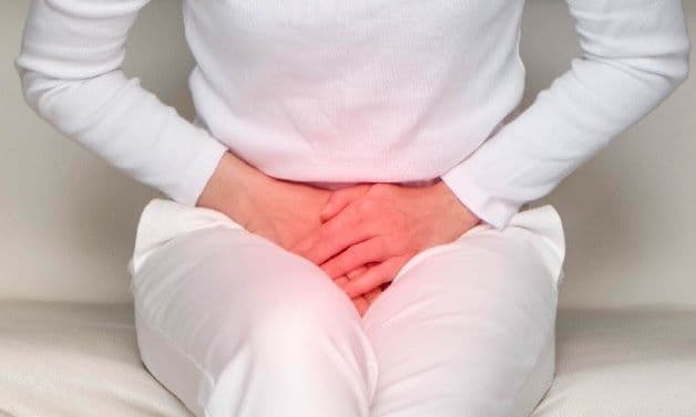 Đau rát, ngứa vùng kín - Một trong những biểu hiện khi mắc STDs