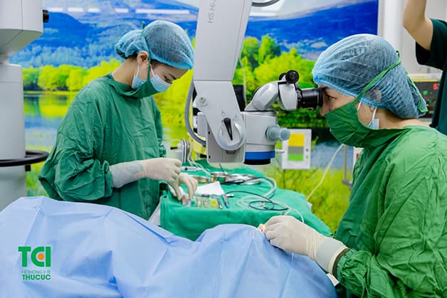 bệnh nhân U90 bất ngờ lấy lại thị lực