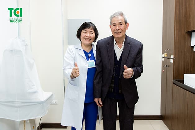 bệnh nhân U90 bất ngờ lấy lại thị lực