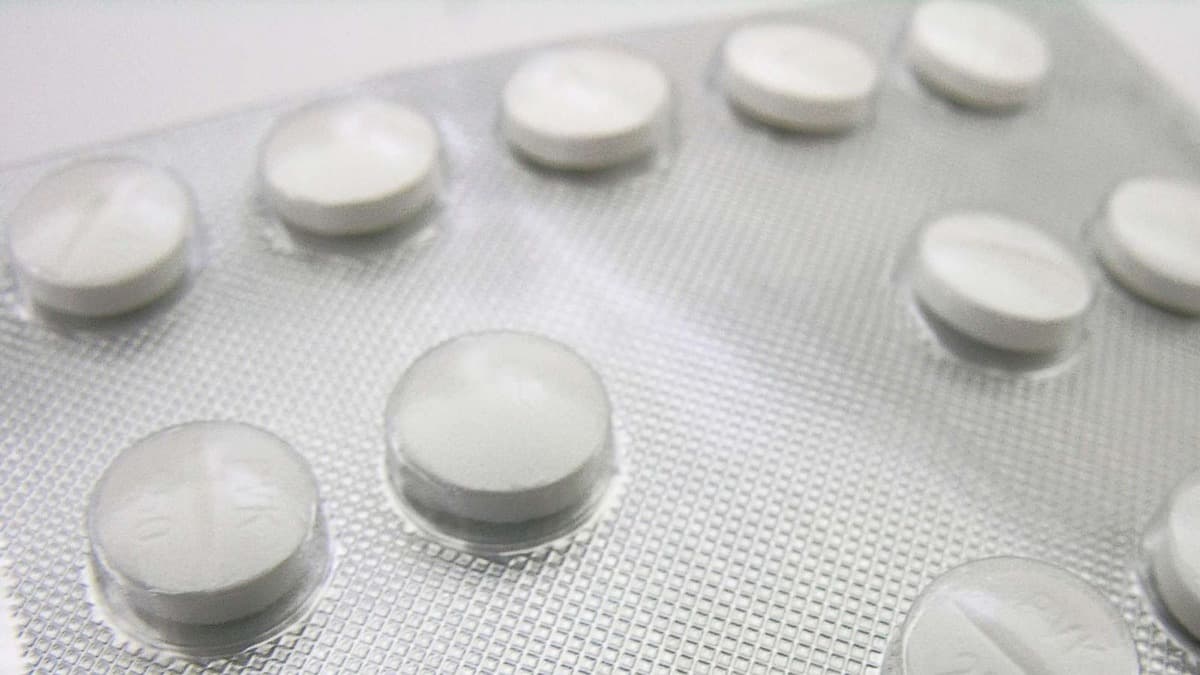 Ở tất cả các giai đoạn của bệnh giang mai, phương pháp điều trị bằng kháng sinh Penicillin đều được đề nghị