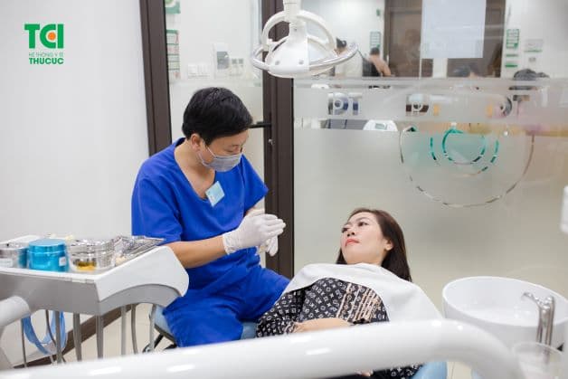 bọc răng sứ bán phần