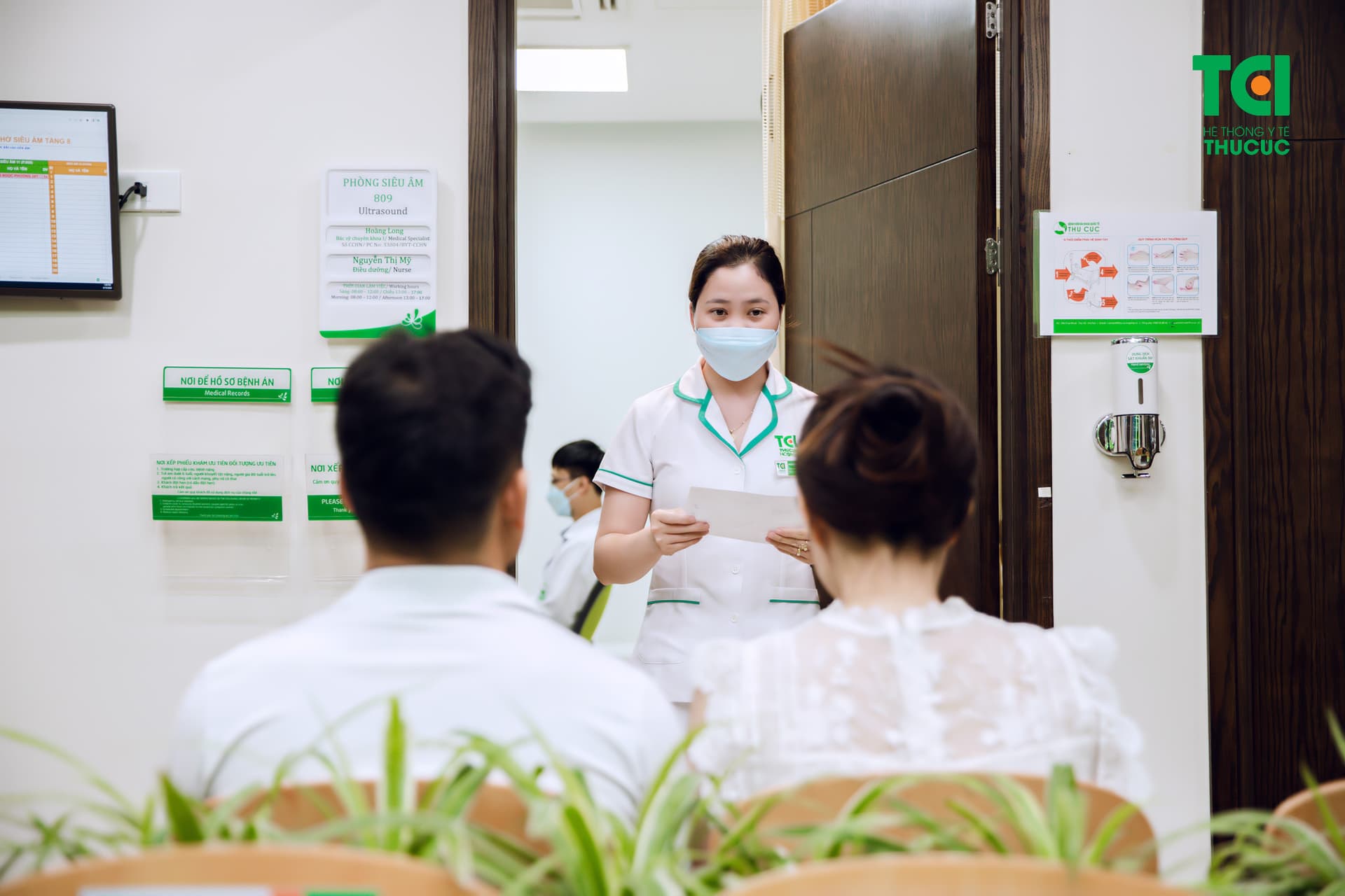 Khi có các triệu chứng của bệnh sinh dục bệnh nhân nên đi khám và điều trị để giảm thiểu nguy cơ gặp biến chứng về sau