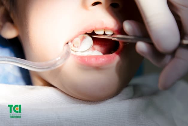 chăm sóc răng cho gia đình