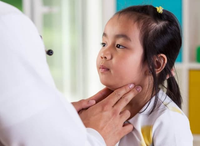 Cha mẹ có biết dấu hiệu nhận biết bệnh quai bị?