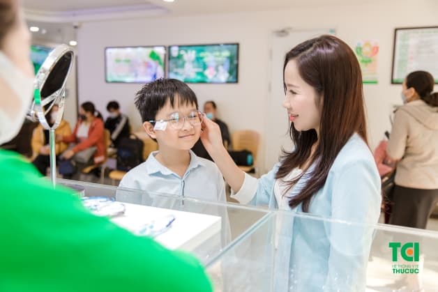 đo kính cận trẻ em ở đâu