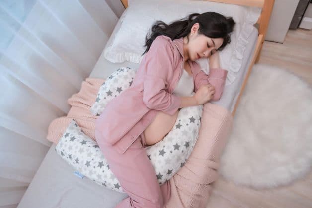Sử dụng gối ngủ kê bụng có thể giúp cải thiện giấc ngủ cho mẹ bầu