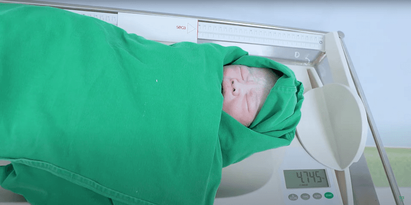 Thai nhi nặng bao nhiêu thì mẹ nên sinh mổ?