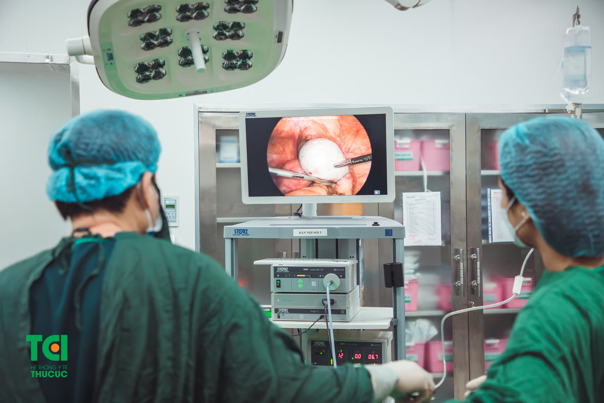 Mắc bệnh u nang buồng trứng có chữa được không?