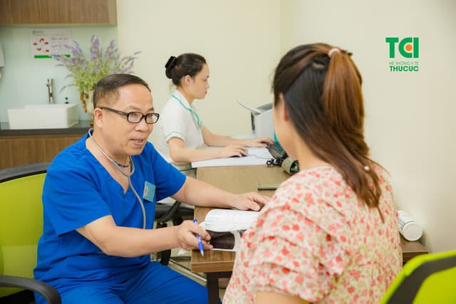 Viêm bộ phận sinh dục nữ chẩn đoán và điều trị ra sao?