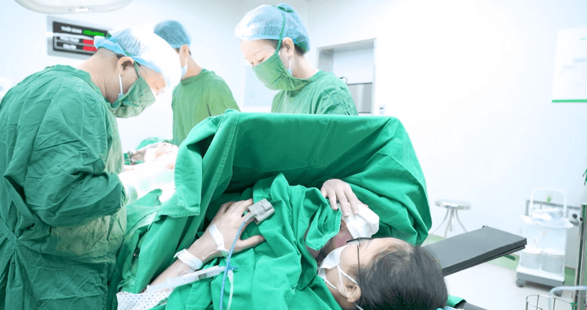 Chăm sóc vết mổ sau sinh thế nào để nhanh lành?