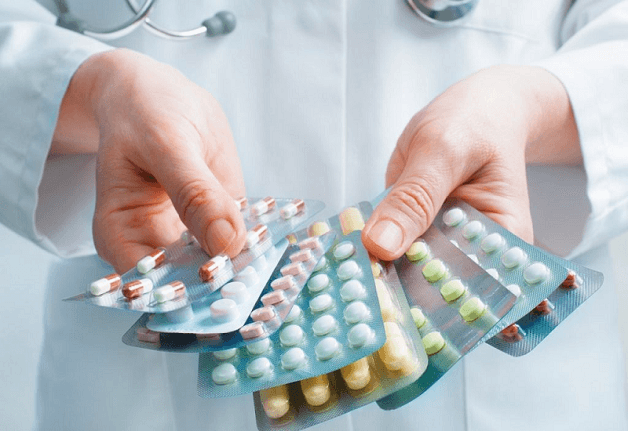 Sử dụng thuốc là cách làm giảm đau đại tràng