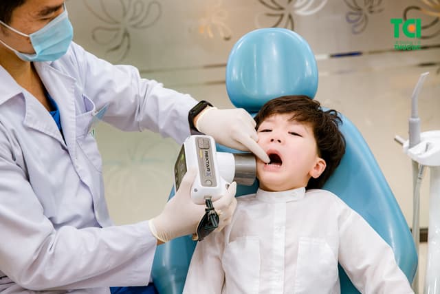 Những lưu ý chăm sóc răng cho trẻ mầm non