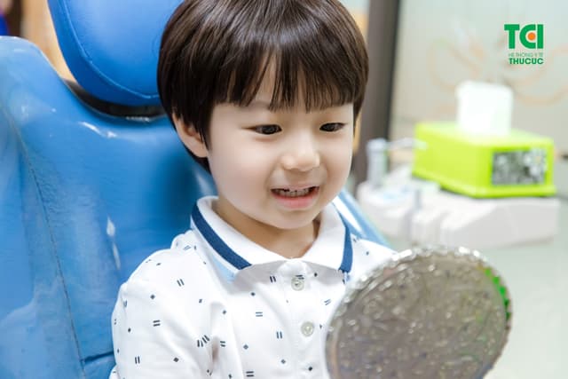 Chăm sóc răng ở trẻ với 5 bí kíp