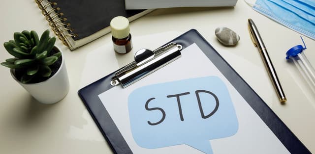 Những dấu hiệu các bệnh lây qua đường tình dục thường gặp