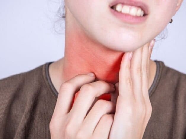 Triệu chứng khi bị dị vật vướng nơi hầu họng