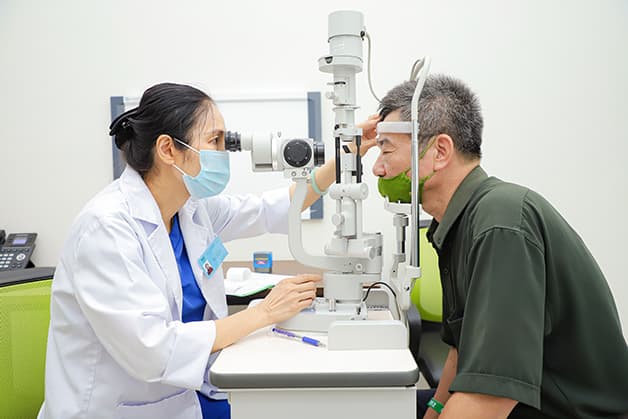 đục thủy tinh thể vùng nhân