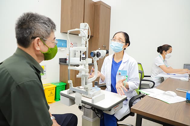 đục thủy tinh thể vùng nhân