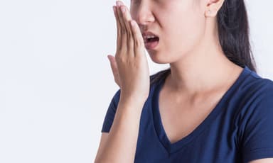 Hôi miệng tầng 4: Nguyên nhân và cách khắc phục