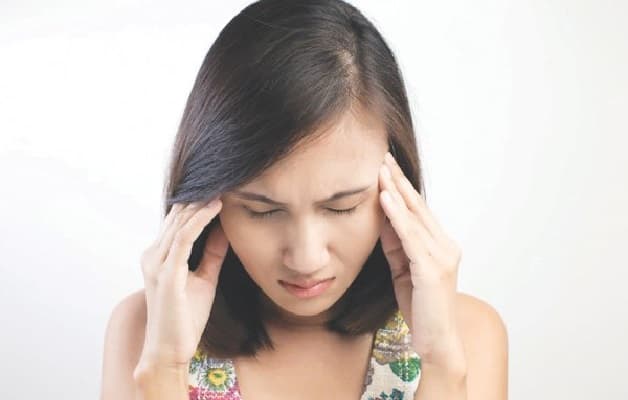 đau nửa đầu gây ra đau đầu giảm thị lực