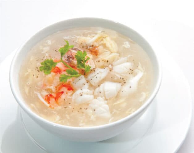 Sau phẫu thuật điều trị ung thư tuyến giáp bệnh nhân cần chú ý điều gì