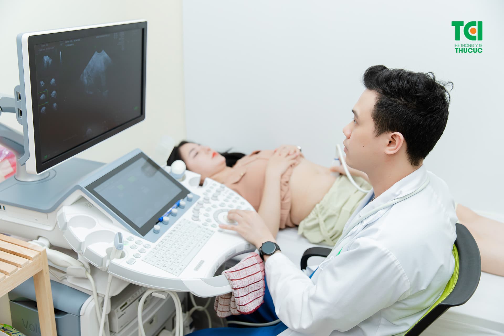 Tại TCI, bệnh nhân sẽ được thăm khám với đội ngũ bác sĩ chuyên khoa giỏi chuyên môn đến từ nhiều viện lớn