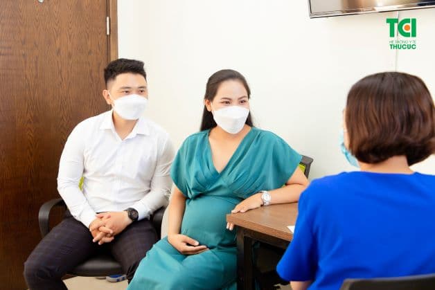 Mẹ nên lắng nghe và xin lời khuyên từ bác sĩ chuyên khoa khi bị nhiễm khuẩn HP trong thai kỳ