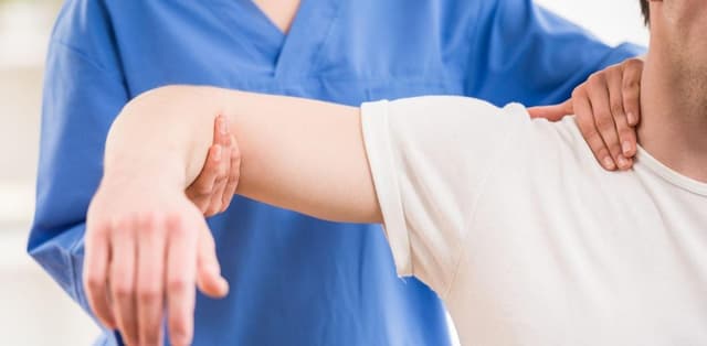 Những điều cần biết về thoái hóa cột sống cổ và cách điều trị