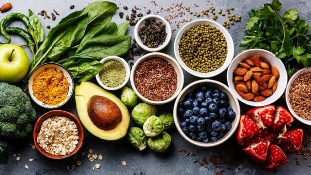 Rối loạn nhịp tim là gì và cần làm gì? Bệnh nhân cần ăn uống lành mạnh 