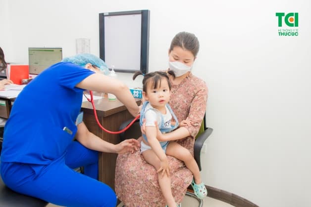 cách chữa trẻ bị cảm lạnh