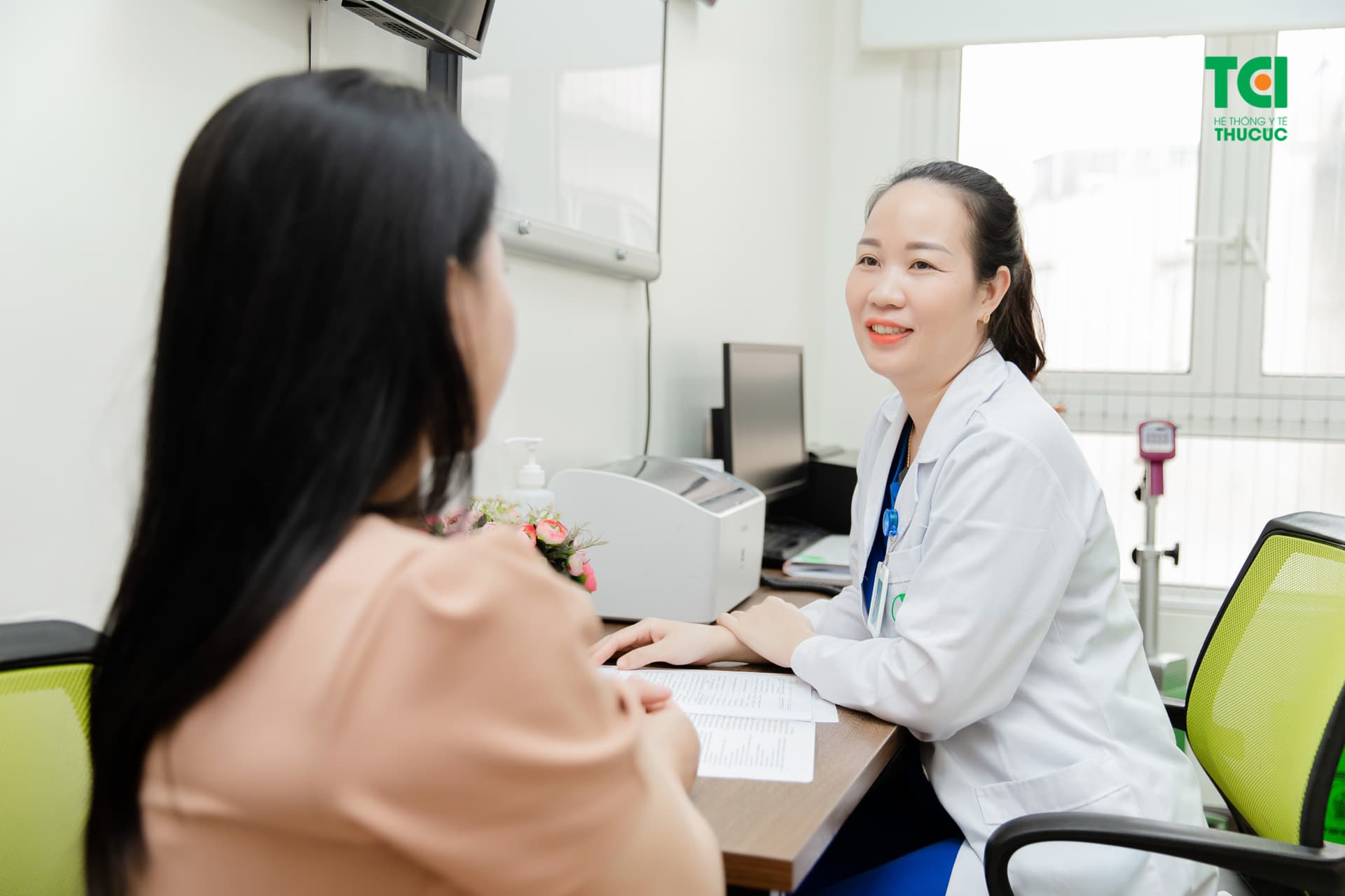 chị em bị u nang buồng trứng có uống collagen được không