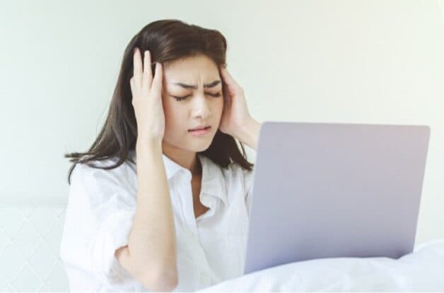 Thiếu máu não có triệu chứng gì? Đau đầu là triệu chứng điển hình 