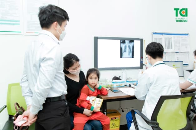 hen suyễn ở trẻ em mùa lạnh