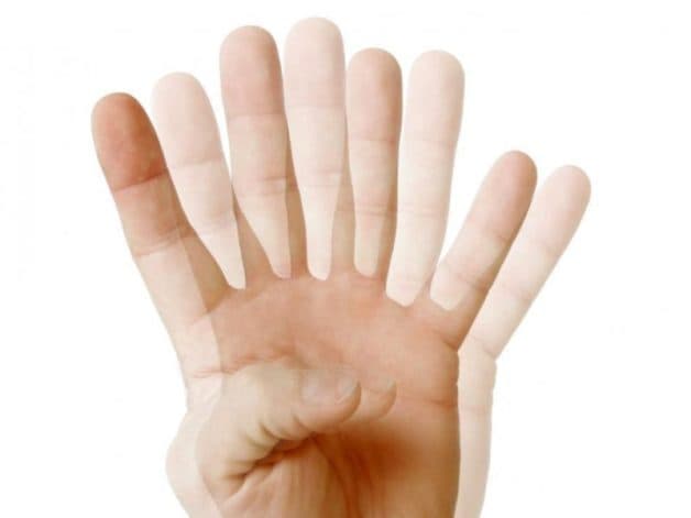 Trẻ bị loạn thị sẽ nhìn sự vật một cách mờ mờ không rõ ràng