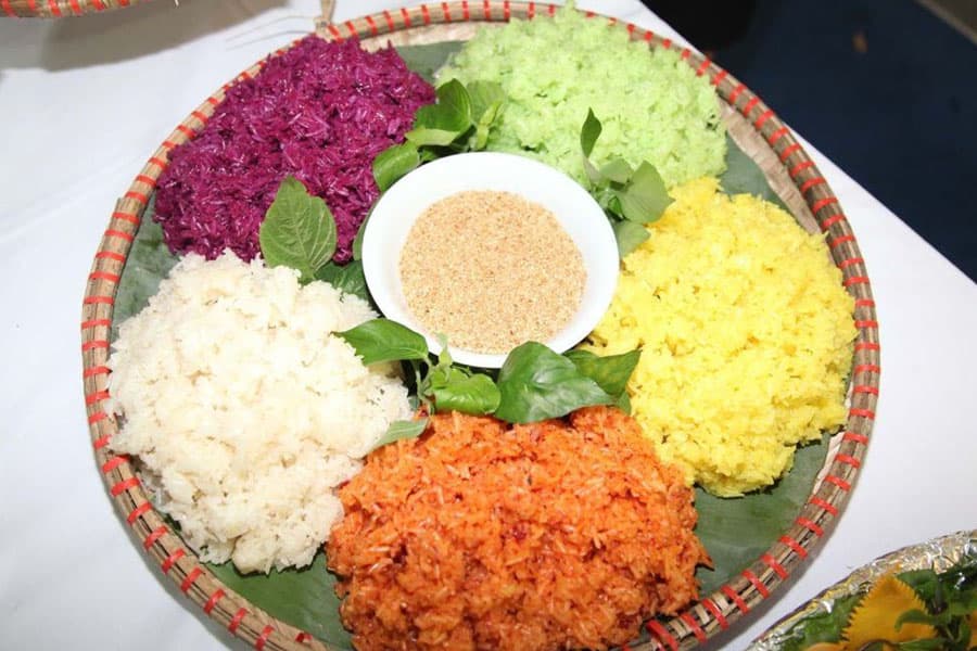 Không nên ăn các thực phẩm có tính nóng trong, dễ để lại sẹo lồi kém thẩm mỹ cho vết mổ