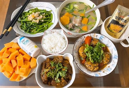 thực đơn cho mẹ đẻ mổ