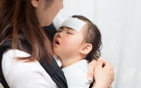 Bố mẹ không thể chủ quan khi con bị viêm phổi 