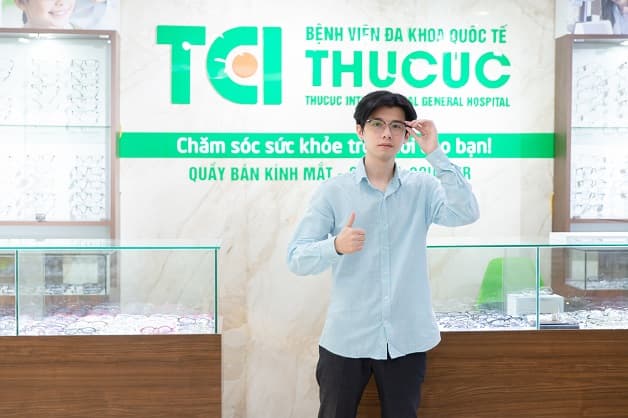 Quầy kính mắt Thu Cúc TCI đa dạng mẫu mã chủng loại nhằm phục vụ nhu cầu của khách hàng