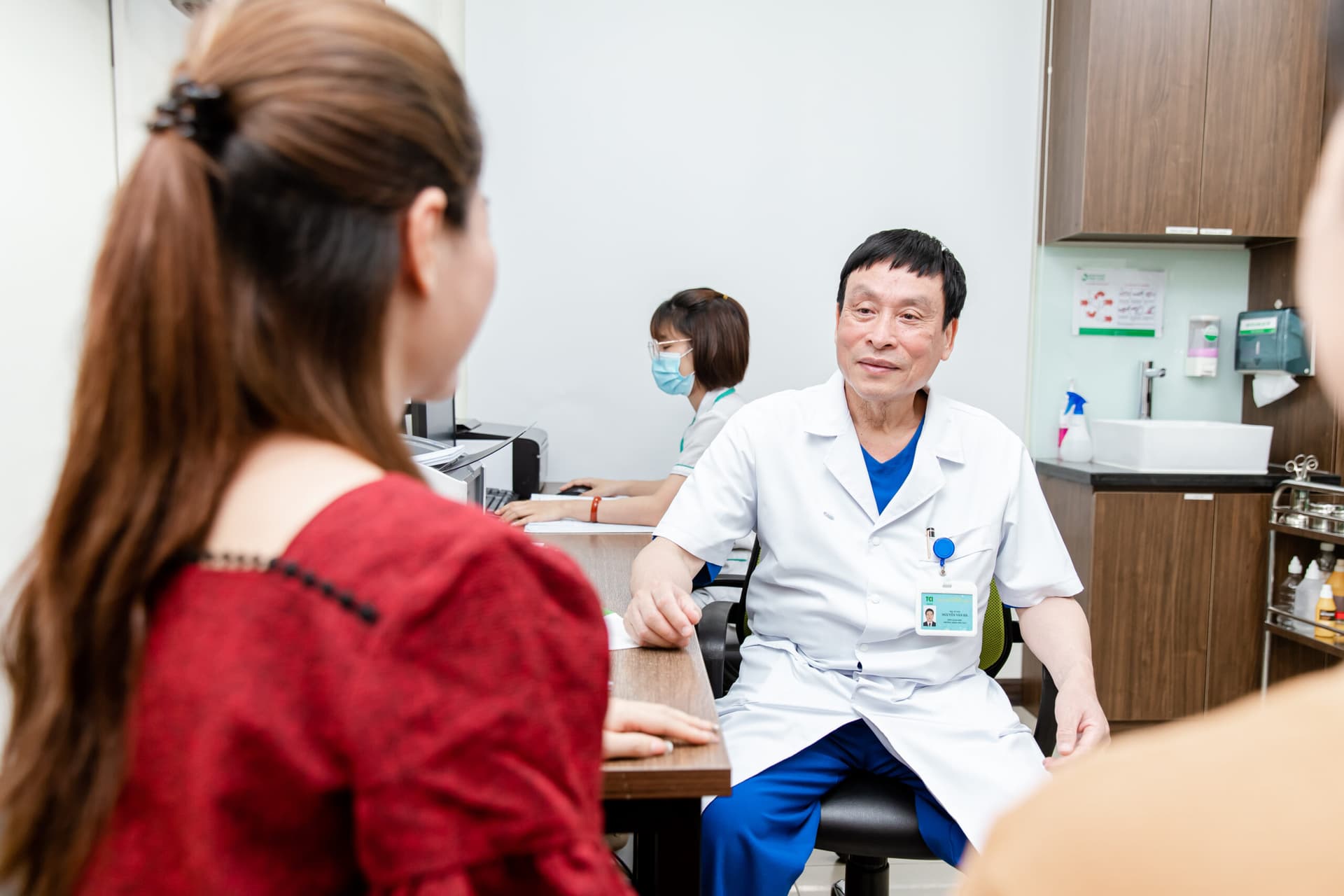 Nếu tác dụng phụ gây cho bạn nhiều khó chịu hãy thảo luận với bác sĩ