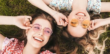 Có nên cắt kính cận đổi màu?