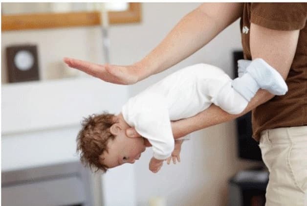 dị vật trong mũi trẻ sơ sinh