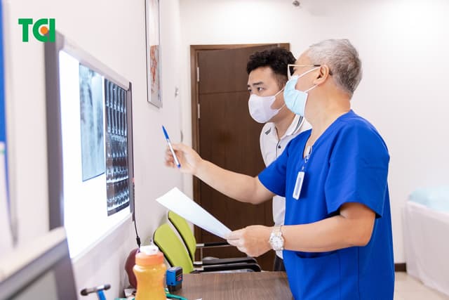 5 nhóm nghề có nguy cơ cao mắc bệnh lý thoát vị đĩa đệm